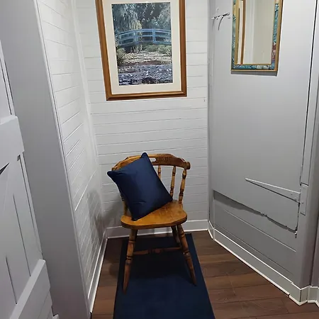 Double Room In Character Cottage With Parking, Beaulieu, New Forest Exterior photo